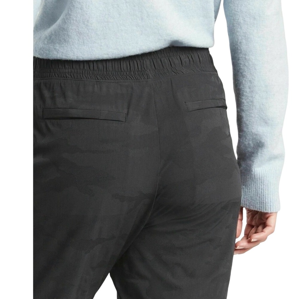 Athleta Brooklyn Textured Lined Jogger Black Camo Size 8 Travel Pants - Picture 5 of 10